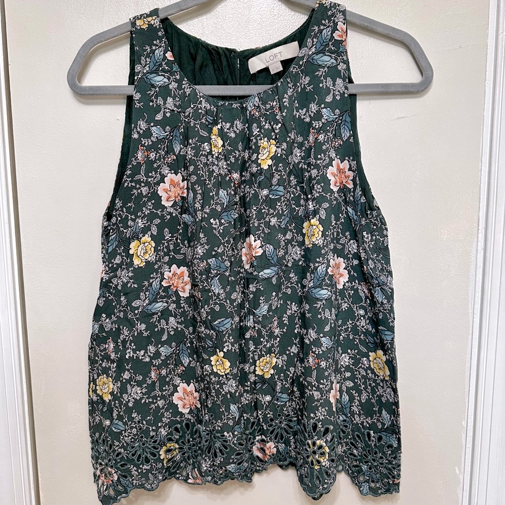 Loft sleeveless floral blouse